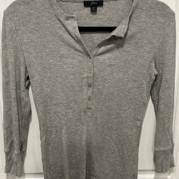 J.CREW WOMEN'S HEATHER GRAY 3/4 SLEEVE RIBBED HENLEY TEE TOP Sz M - Picture 2 of 5